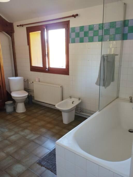 Appartement Dans Village Calme A 5 Min Des Lacs Mathaux エクステリア 写真